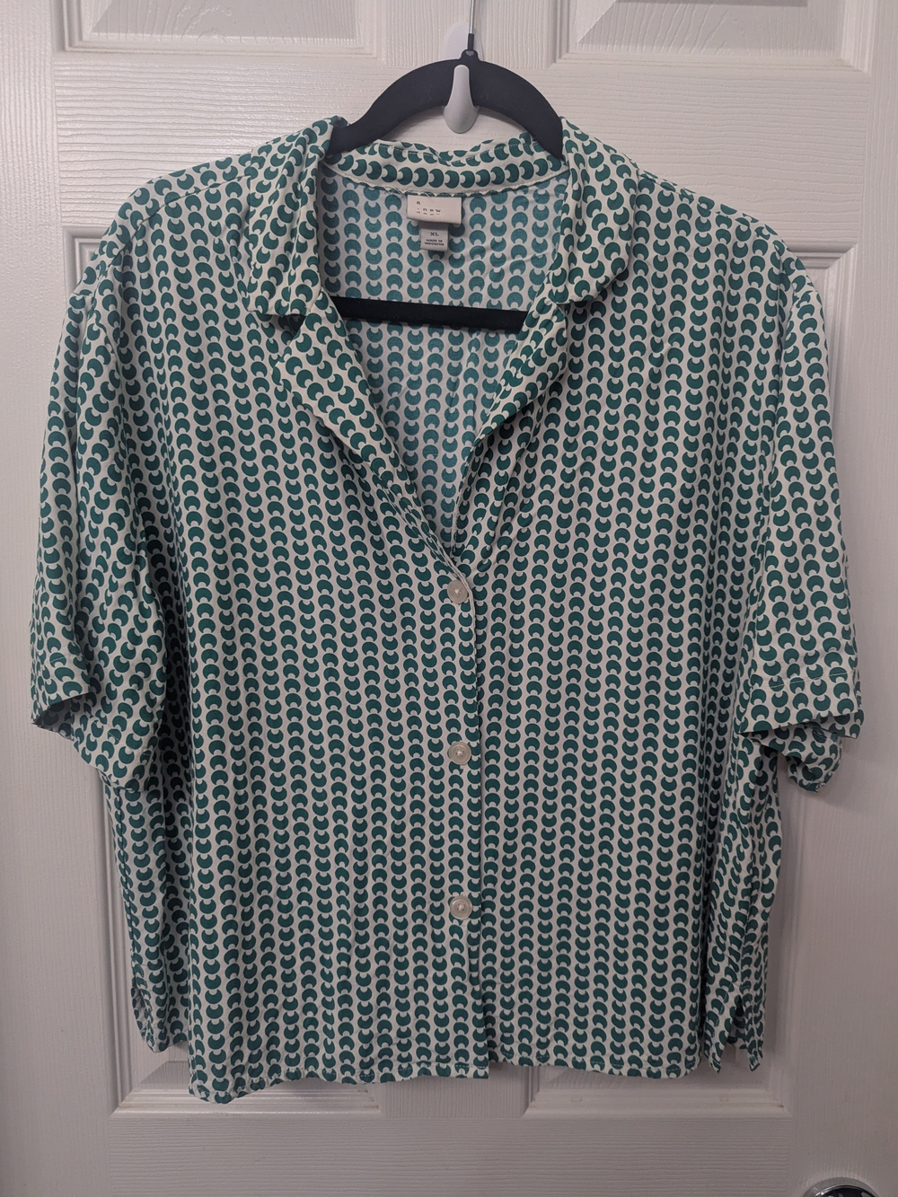 a new day Green Patterned Short-Sleeve Button-Up Blouse